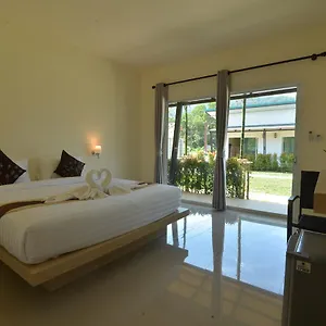 Malee Sirin Old Town Hotel
